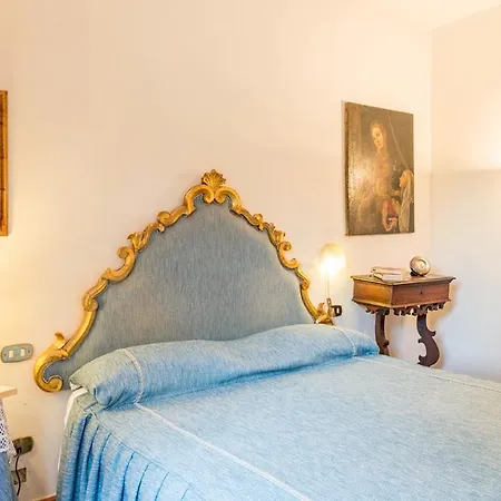 Le Focaie 8, Emma Villa Asciano